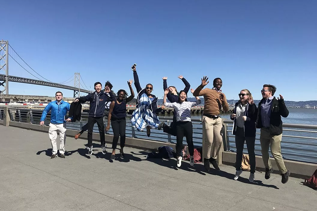 Students in front of Golden Gate Bridge